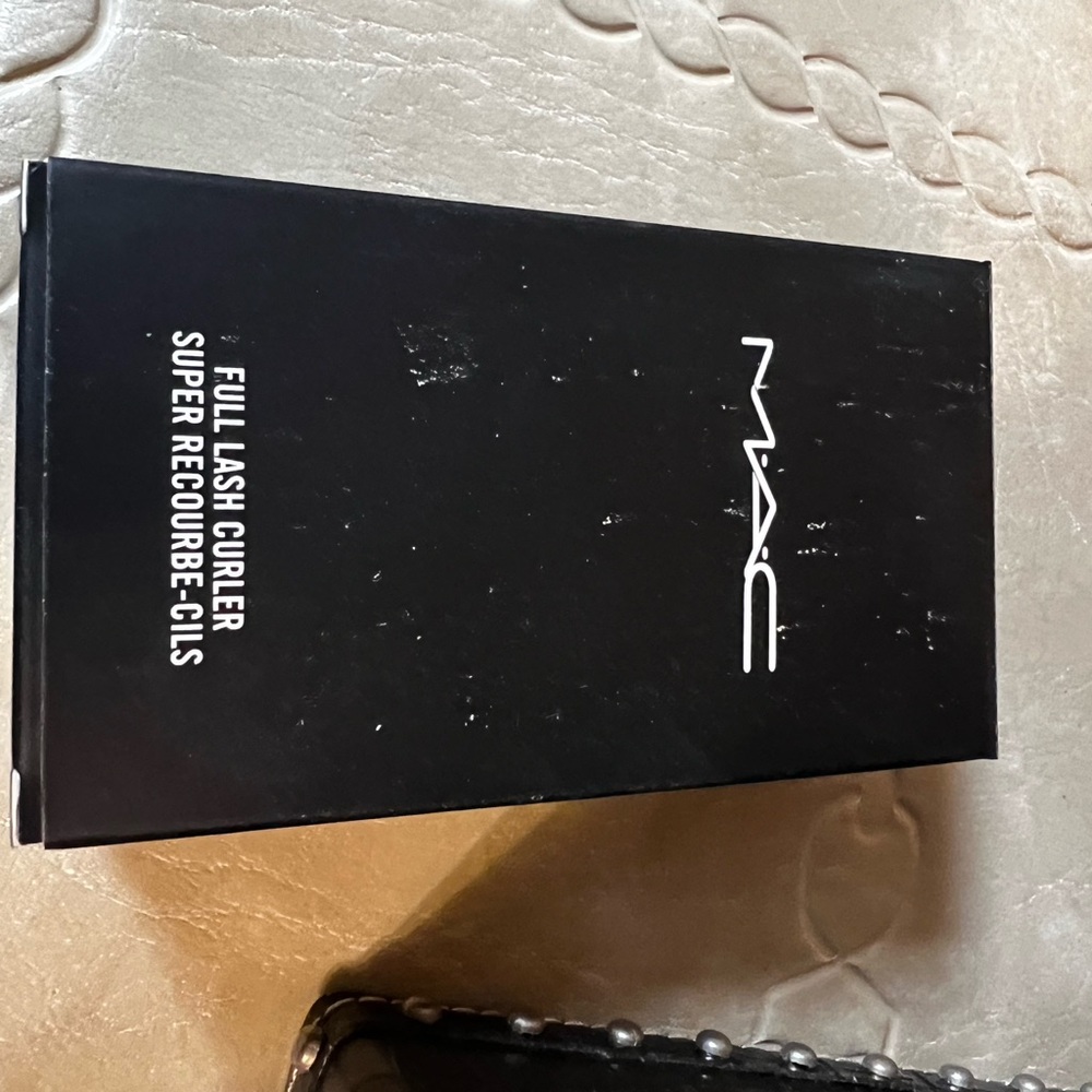 MAC Cosmetics Full Lash Curler - Black